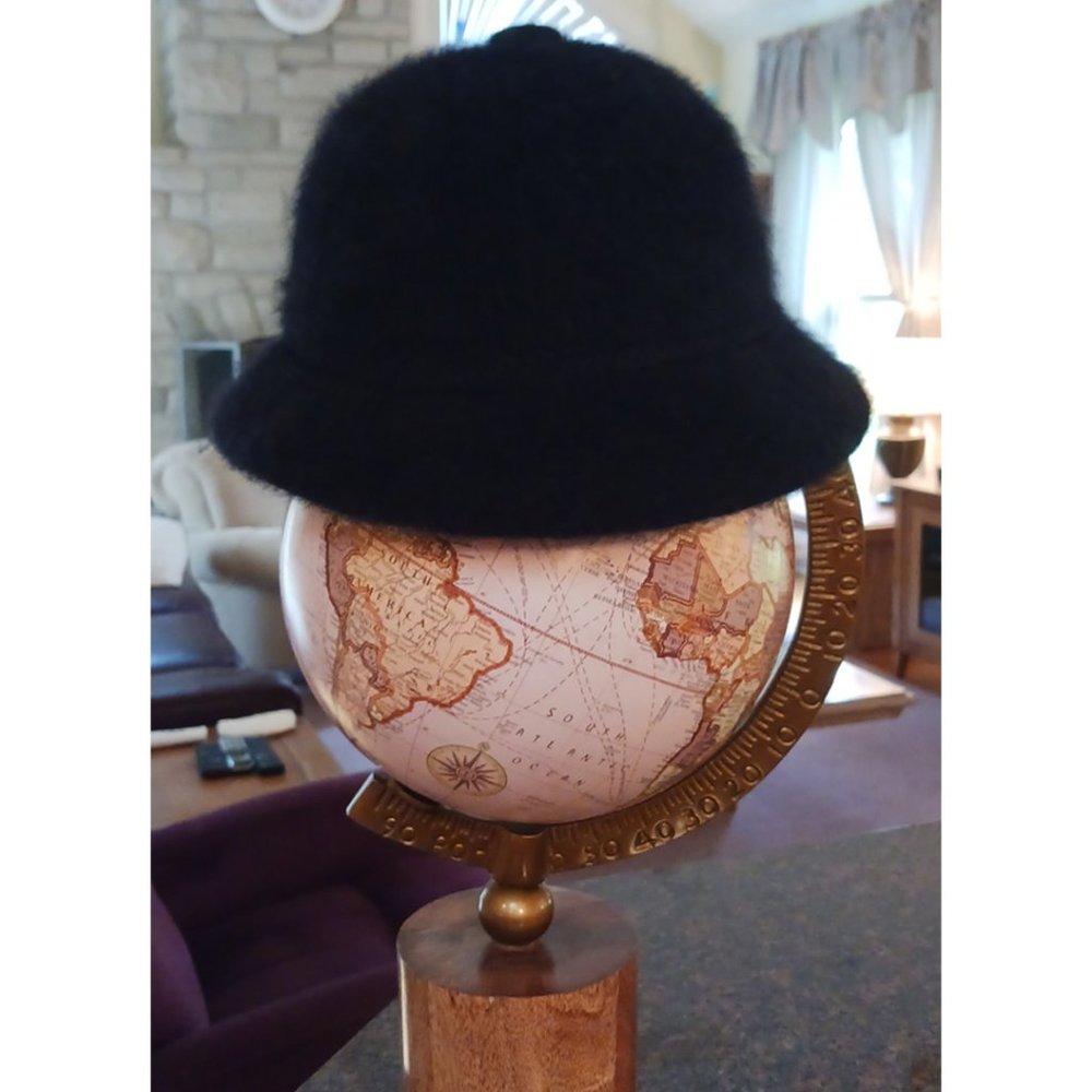 Bucket Hat, Fluffy Black, Kingsaur Limited Edition